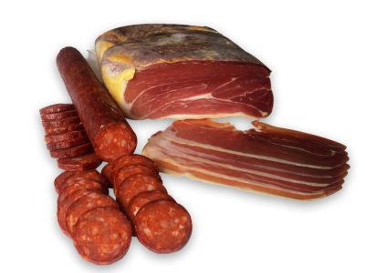 JamonSerranoPlataChorizoPlampona